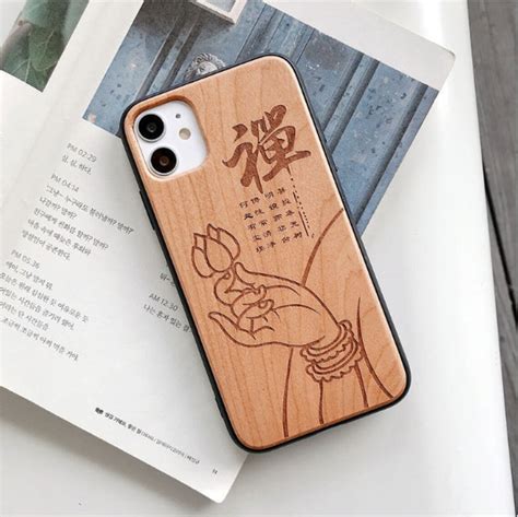 customizable iphone cases with pictures.